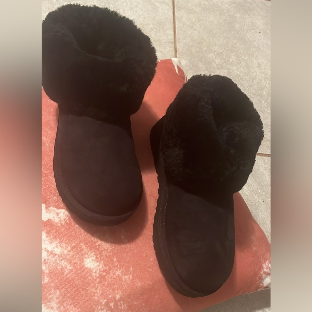 UGG Black Winter Boots with Fur Lining